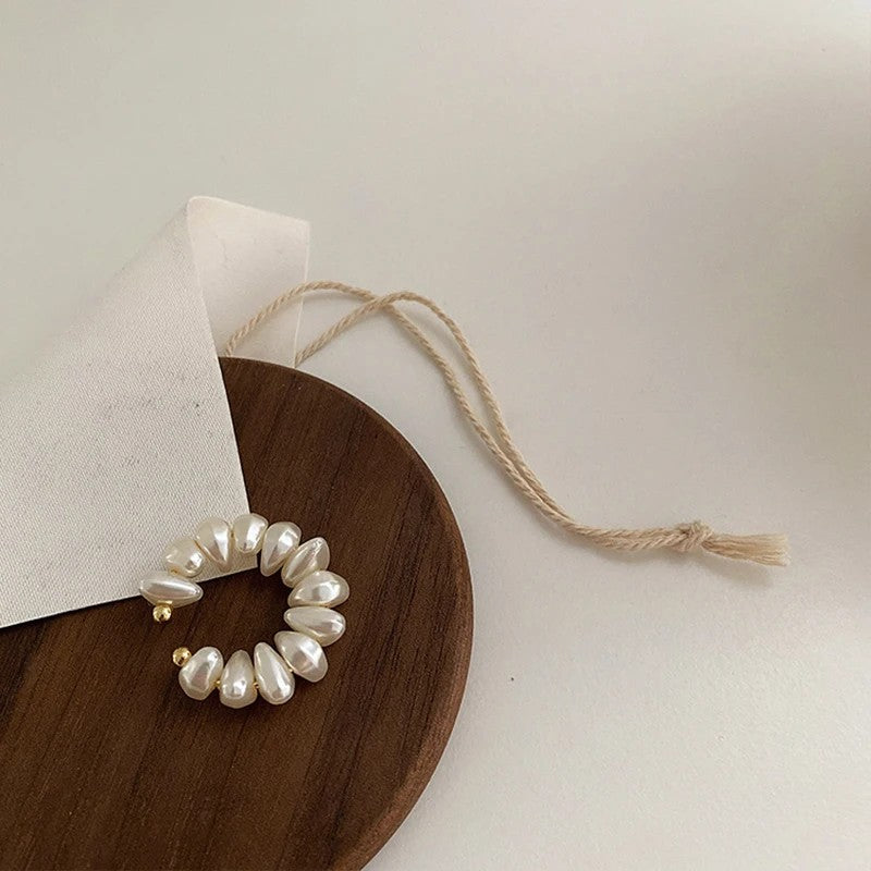 Solani Pearl Ear Cuff