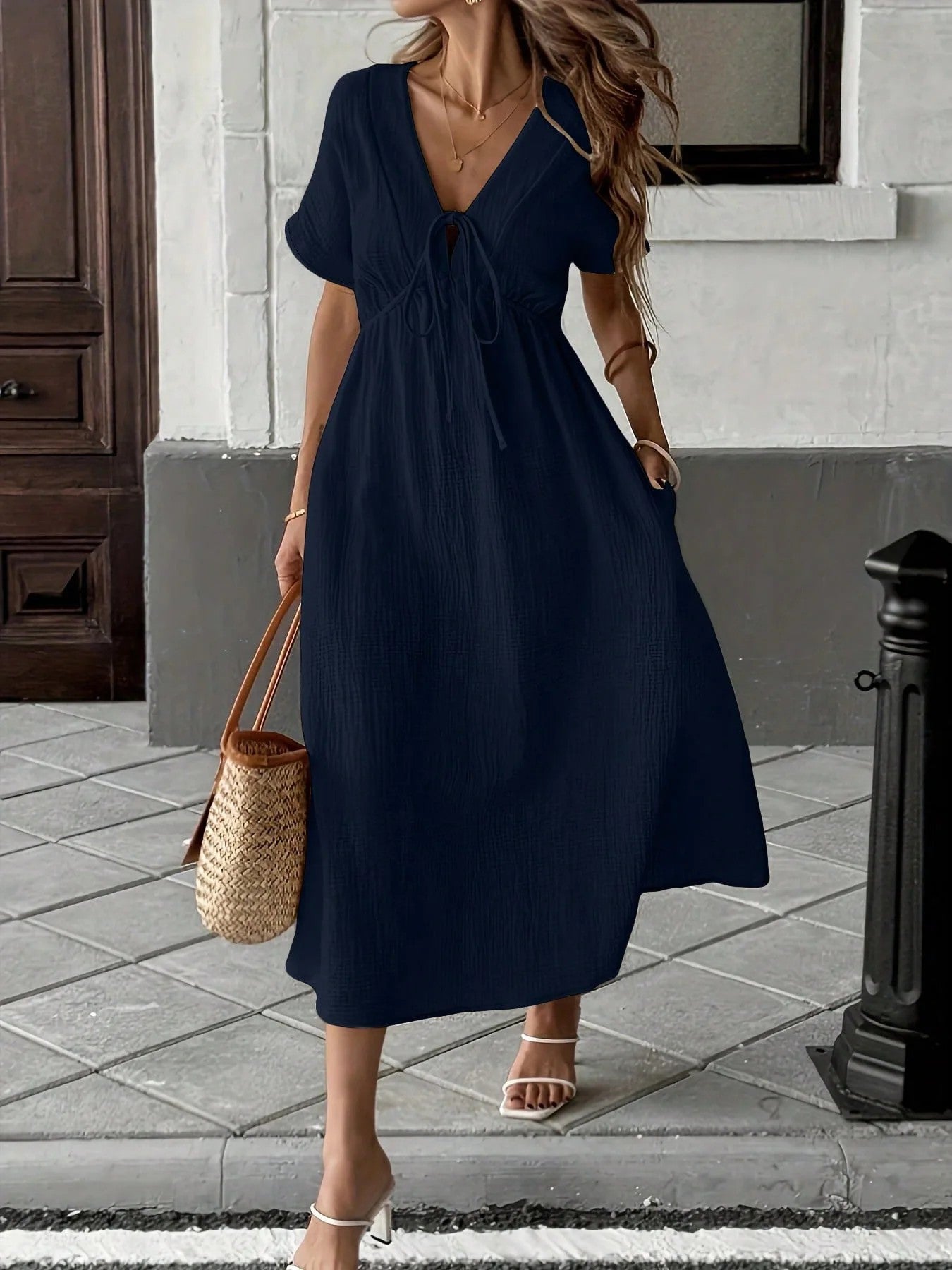 Valensole Pleated Midi Dress - Navy Blue