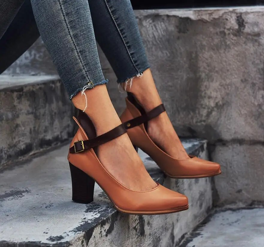 Aureli Pointed Toe Pumps