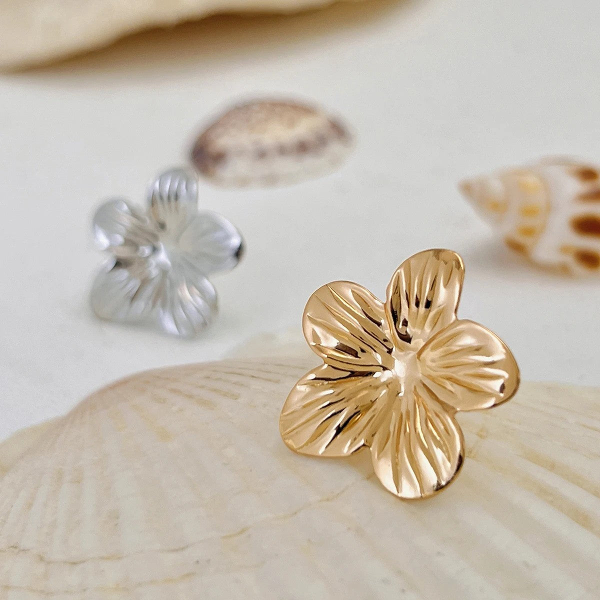 Bari Floral Gold Ear Clips