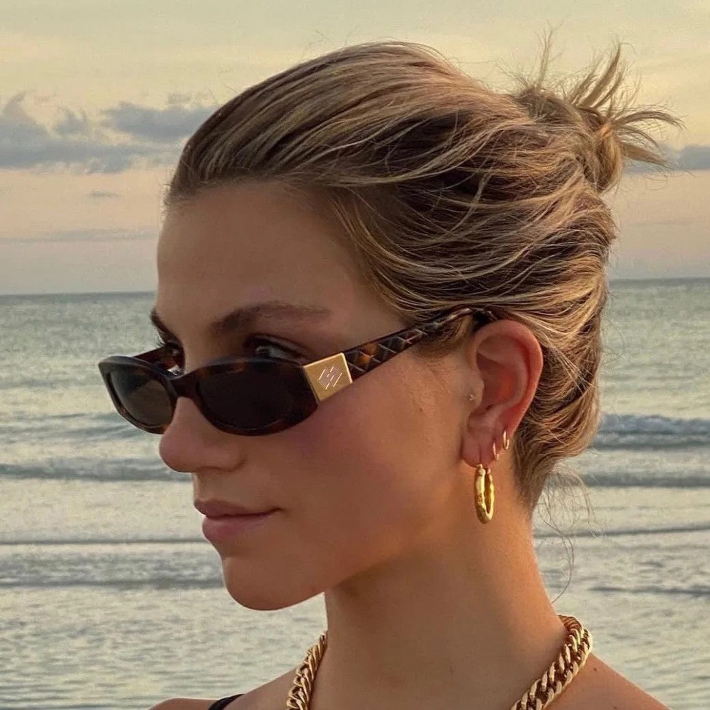 Cannes Oval Frame Sunglasses - Jet Black