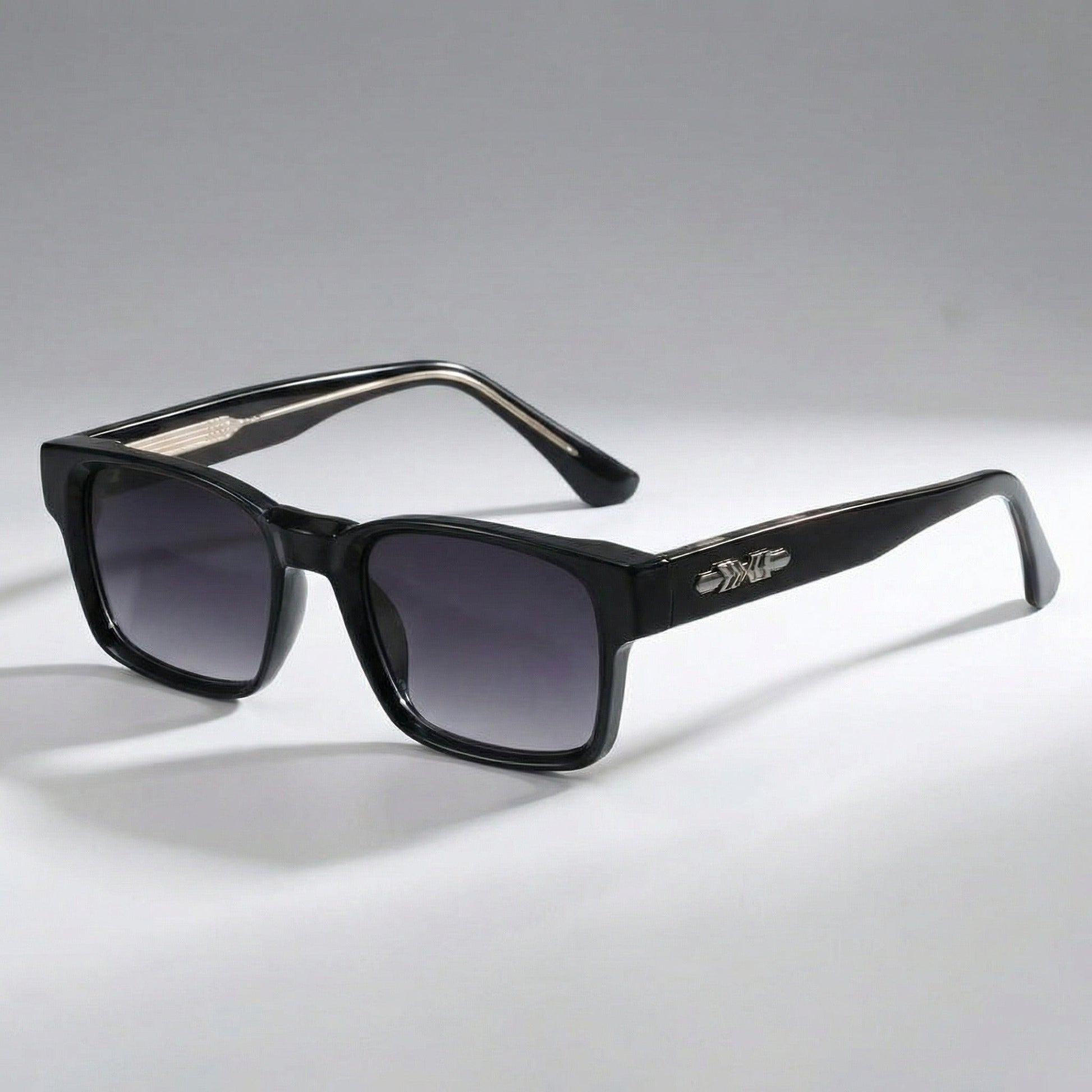 Capri Oval Sunglasses - Onyx