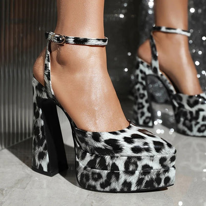Catania Patent Leather Platform Sandals