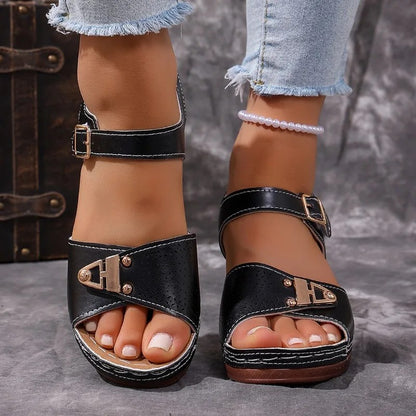 Crestview Block Heel Sandals - Obsidian Black
