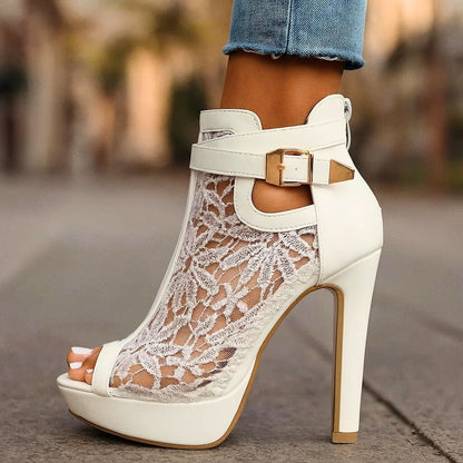 Elara Lace Pointed Heels - Ivory