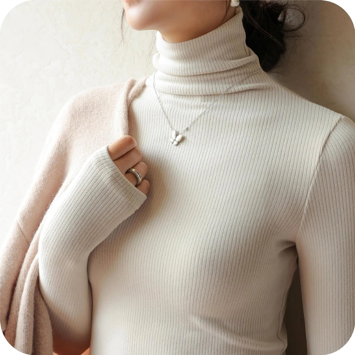 Fontaine Ribbed Turtleneck - Sandstone