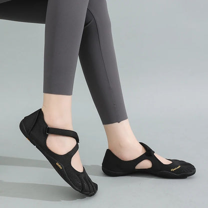 Forma Five Toe Shoes