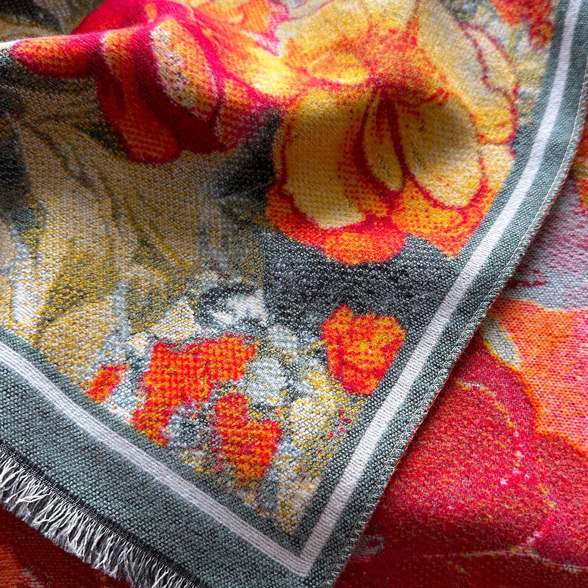 Gracia Cashmere Jacquard Shawl Wrap