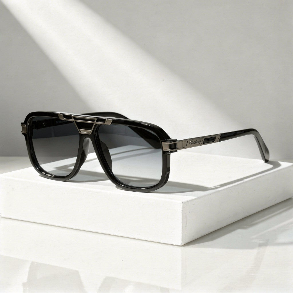 Horizon Classic Sunglasses - Matte Black / Silver Flash