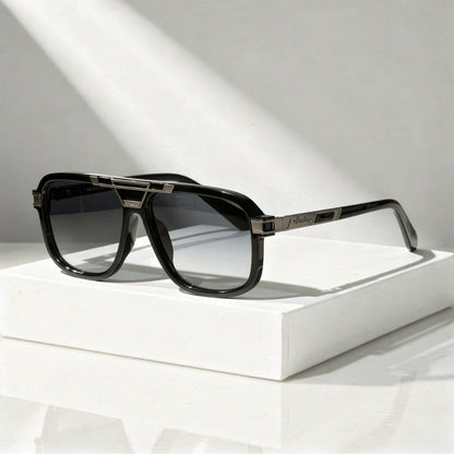 Horizon Classic Sunglasses - Matte Black / Silver Flash