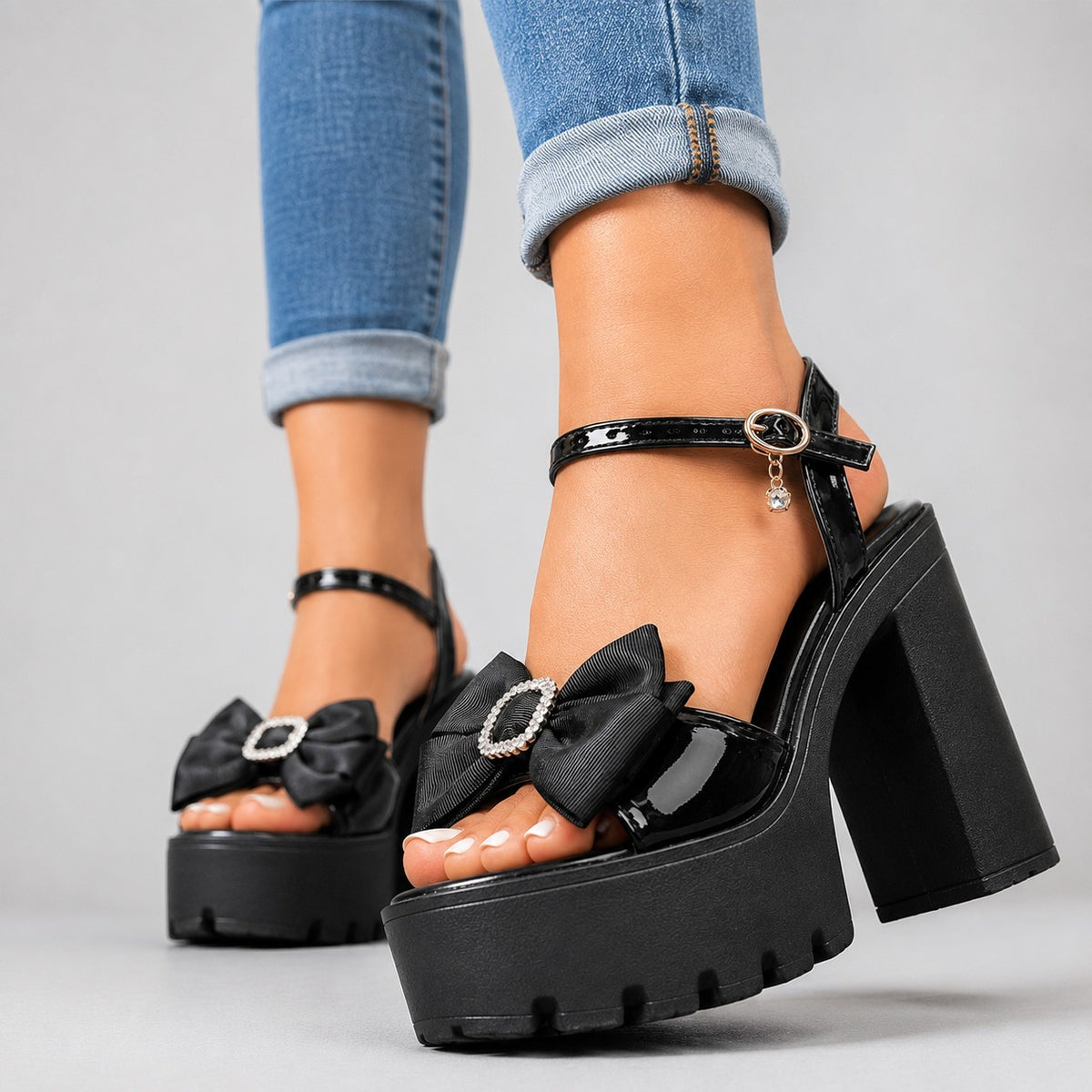 Lefèvre Bow Heels