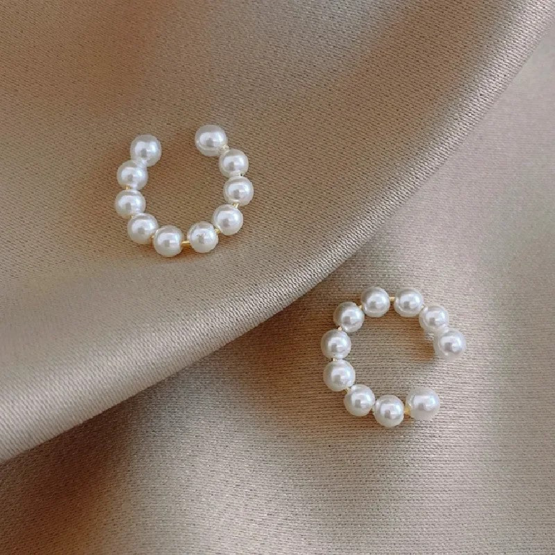Lumina Pearl Ear Cuff