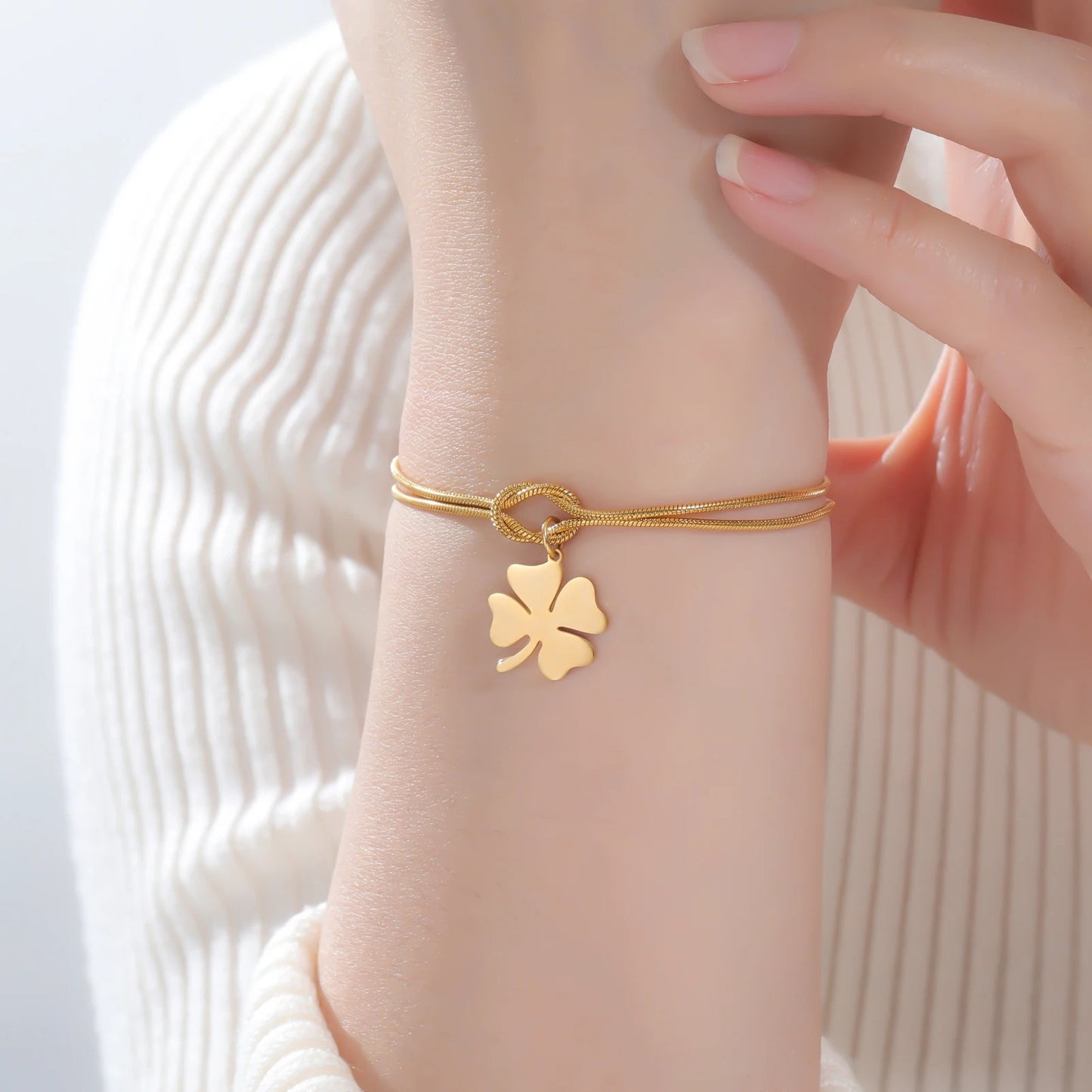 Luxe Clover Snake Bracelet
