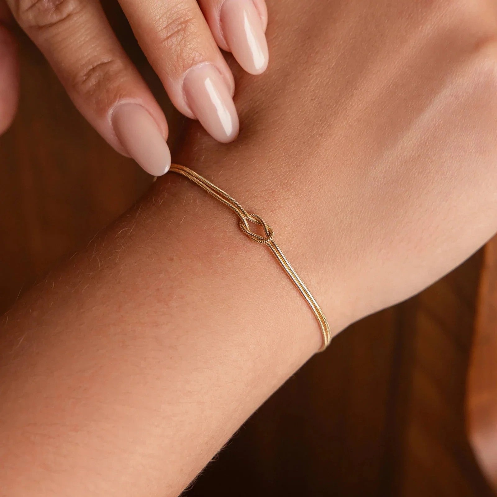 Monaco Love Knot Chain Bracelet