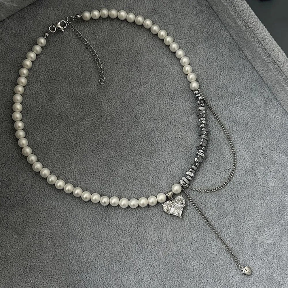 Nera Heart Pendant Necklace