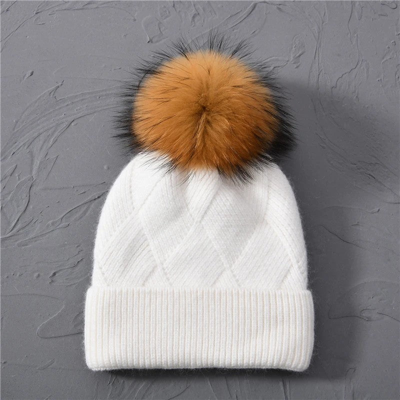 Novara Cashmere Beanie - Creamy Ivory