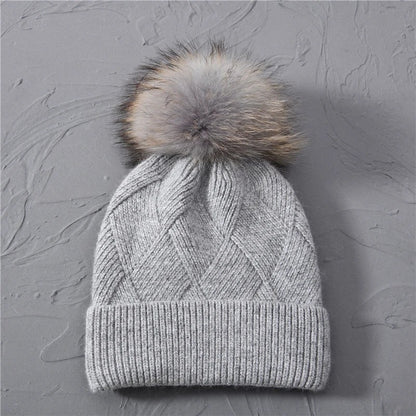 Novara Cashmere Beanie - Stone Grey