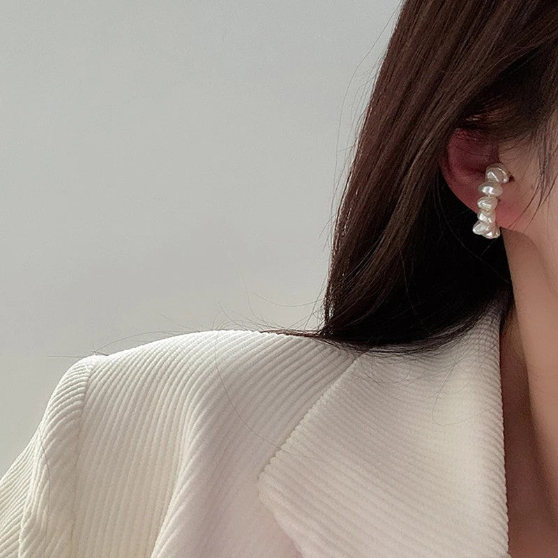 Solani Pearl Ear Cuff