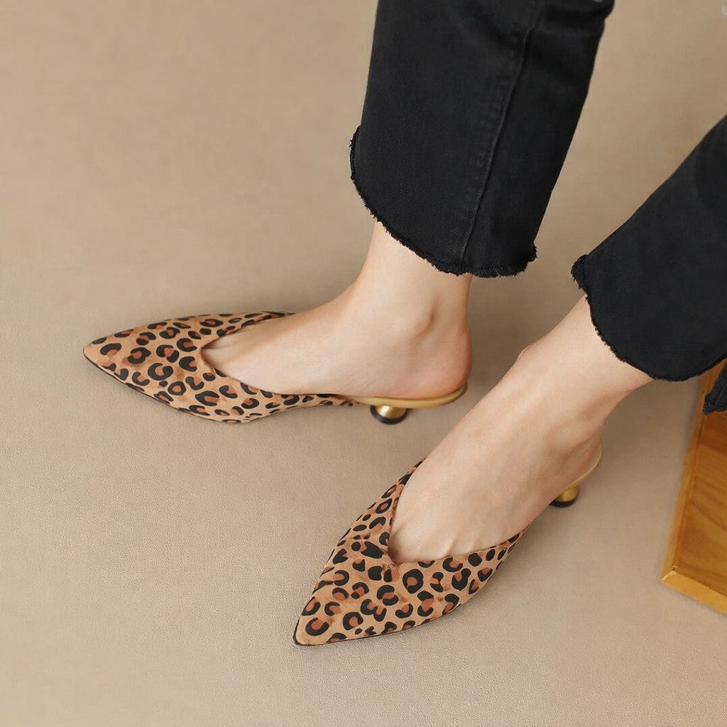 Sintra Kitten Heel Pumps