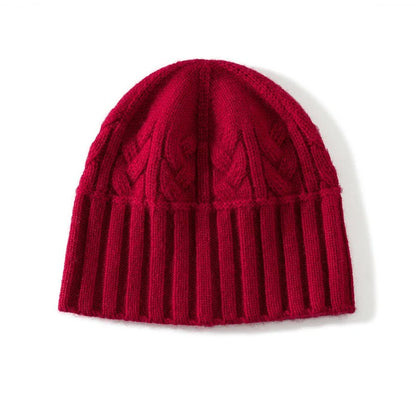 Tundra Cashmere Cable Knit Beanie - Merlot