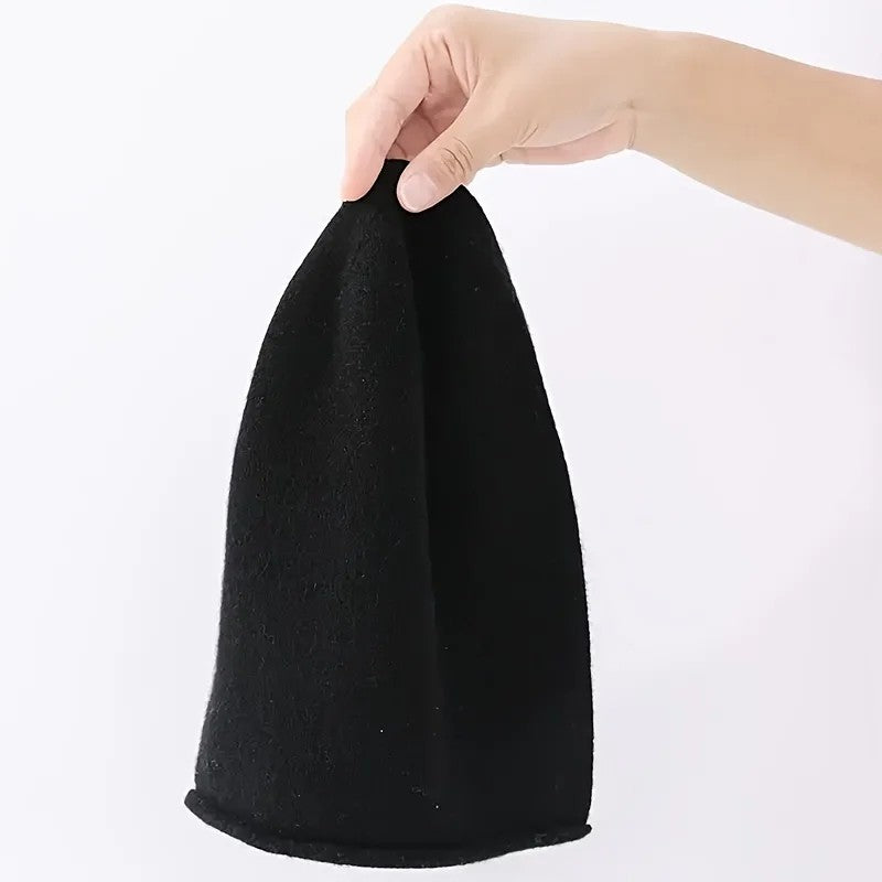 Tyrol Cashmere Wool Beanie Hat - Onyx Black