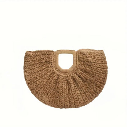Veria Straw Snap Clutch
