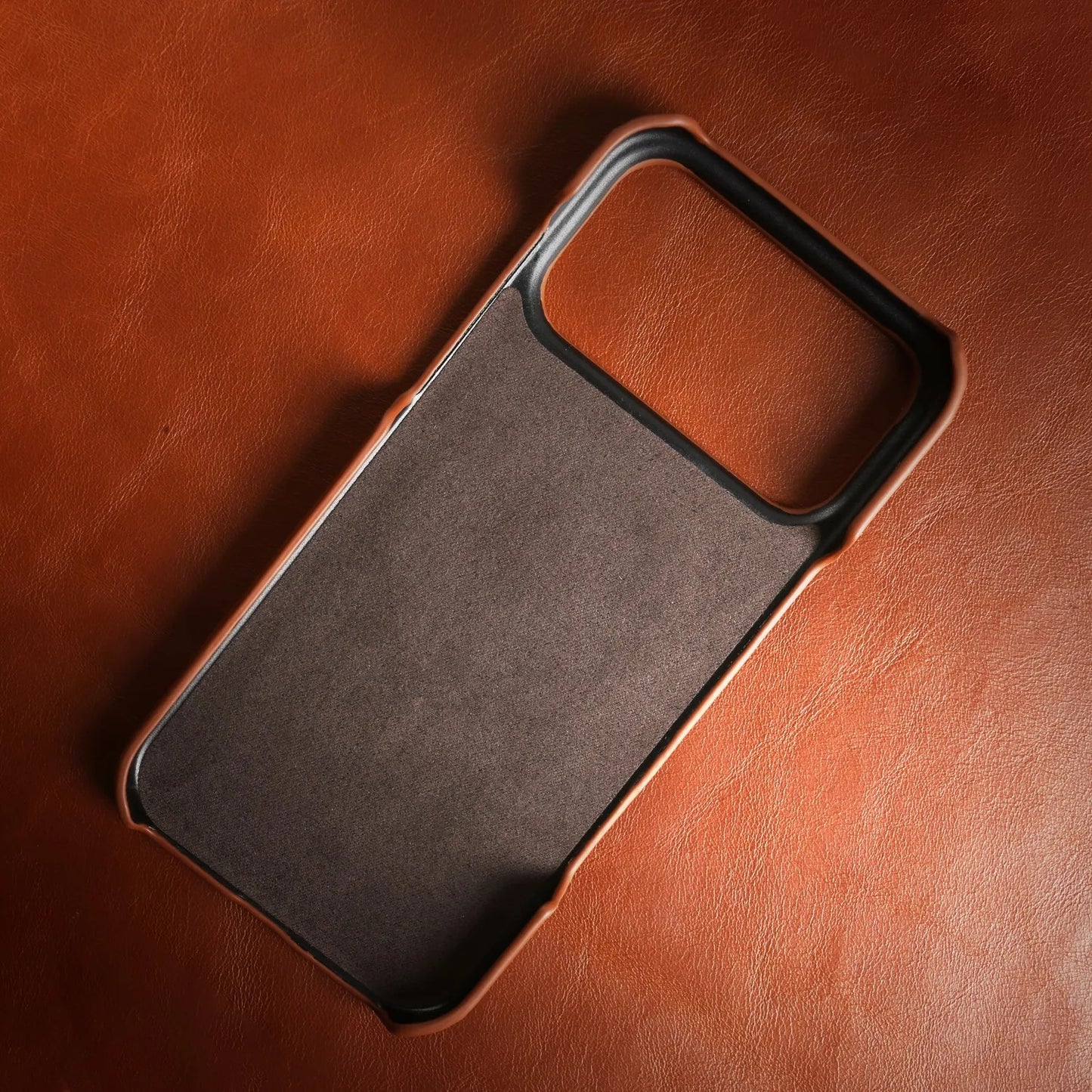 Verona Magnetic Genuine Leather Case